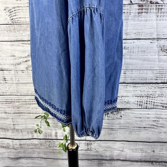 Southern Tide Blouse Tunic size Small Denim Jean Tencel Peasant Boho Tassels - Picture 13 of 16